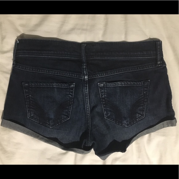 Hollister Shorts | Size 0 - Picture 2 of 4